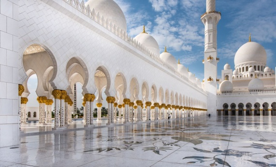 Abu-Dhabi-Mosque-UAE