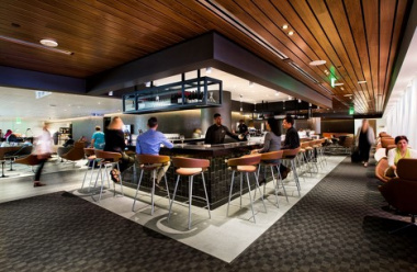 Qantas lounge buisness travel